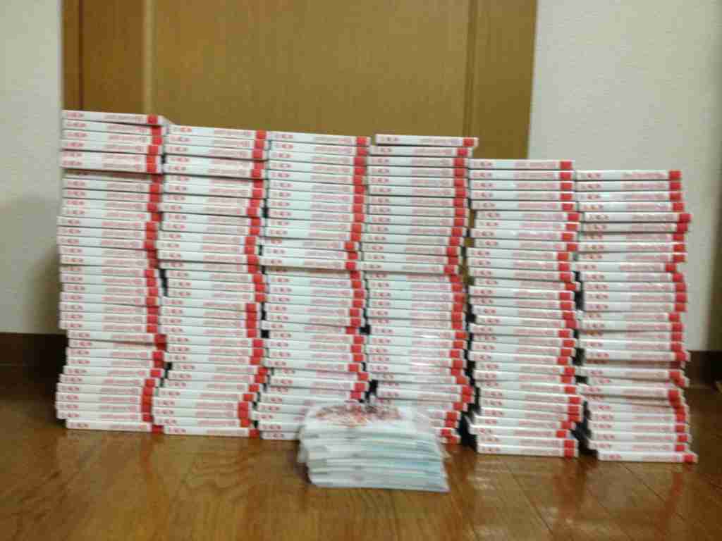 モーニング娘。'14がAKBより悪質商法？CD6枚(8,820円)でイベント券1枚、6分割カレンダー、20種ランダム生写真、抽選券