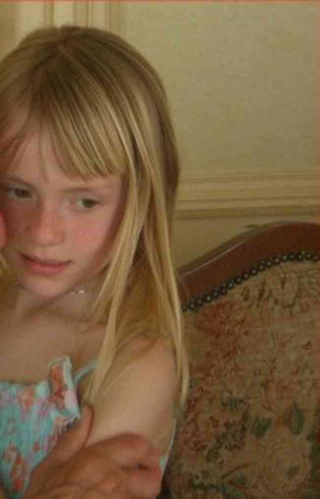 裁判所も認めた60歳のおじさんと11歳美少女のカップルのラブラブ画像…