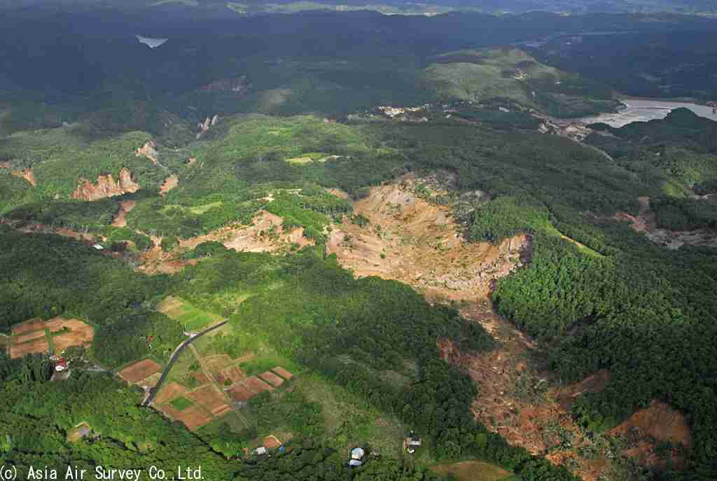 「高台に避難すれば助かったはず」大川小遺族、23億円の賠償請求へ