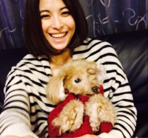 上原多香子、舞台で16年ぶりセーラー服「恥ずかしかった」