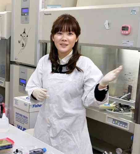 小保方さん、博士論文撤回を早大に申し出 : nikkansports.com