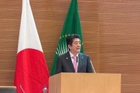 韓国議政府市議会、「安倍首相が謝罪しなければ、天皇を非難する」・・・慰安婦発言を糾弾する決議採択 （サーチナ） - Yahoo!ニュース