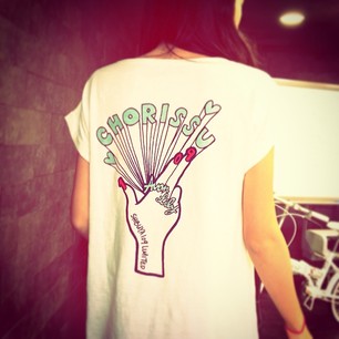 木下優樹菜、美しいデコルテラインに3万人がうっとり