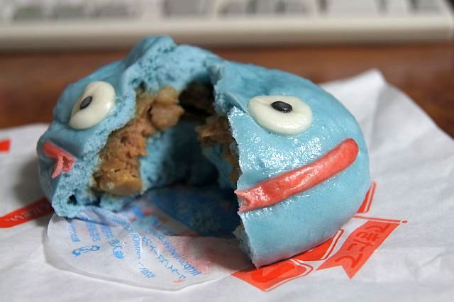 【閲覧注意】ピカチュウのケーキ型を使ってお菓子を作ってみた結果ww