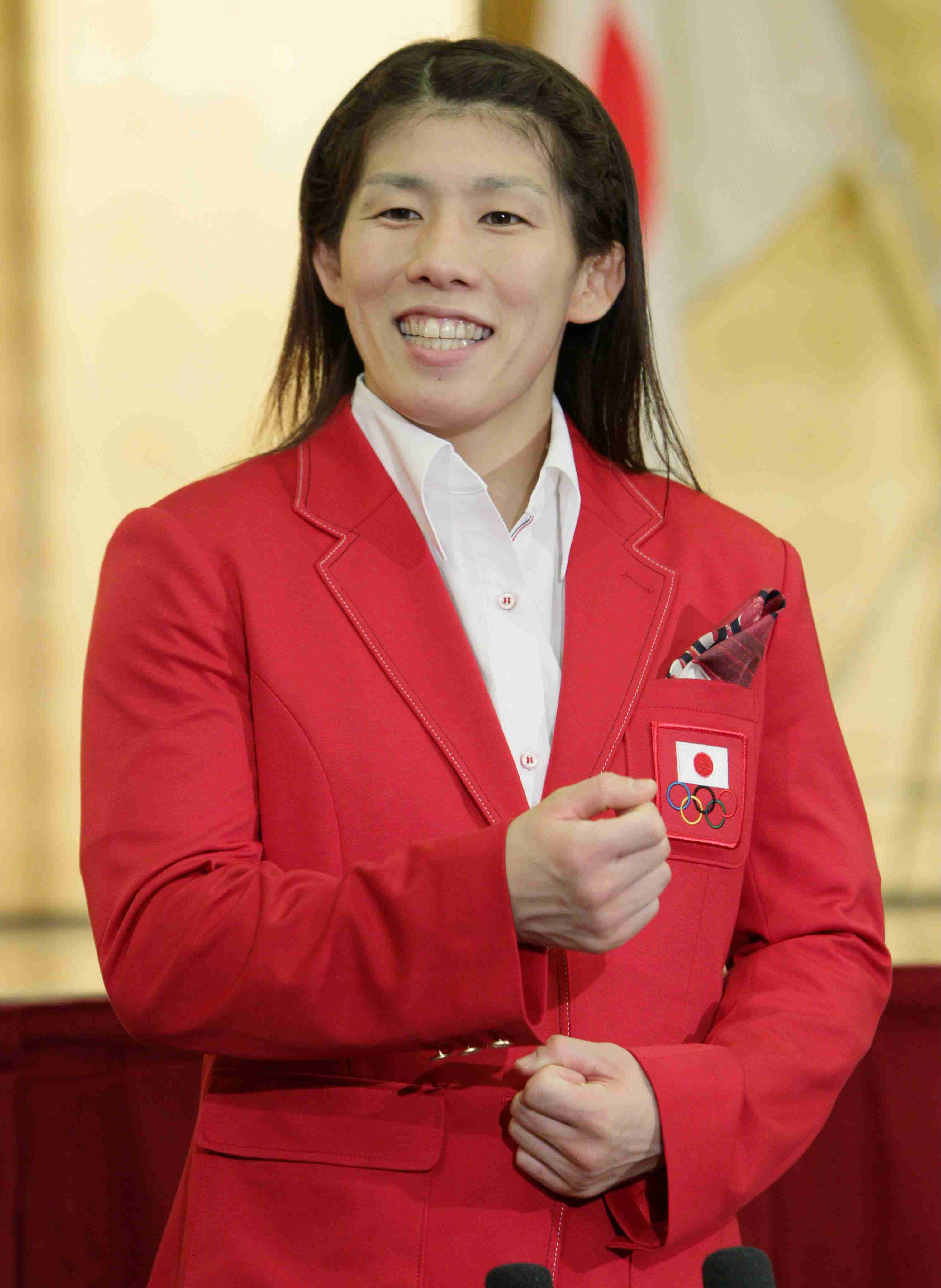 上原多香子、舞台で16年ぶりセーラー服「恥ずかしかった」