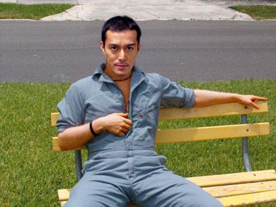 みなさん、今週もお疲れ様です。イケメン画像で目の回復を。