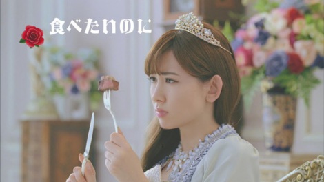 小嶋陽菜がキュートなお姫様に！　豪華ドレスで“困り顔”披露  (ＡＫＢ４８) ニュース-ORICON STYLE-