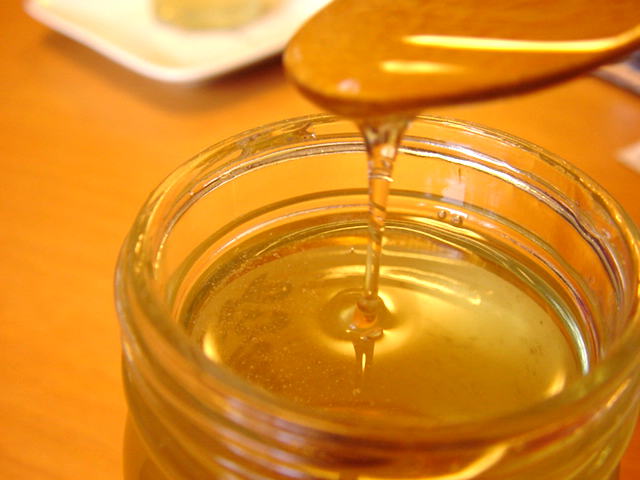 納豆に蜂蜜を入れてご飯にかけると美味い事が判明w茨城で人気爆発らしいww