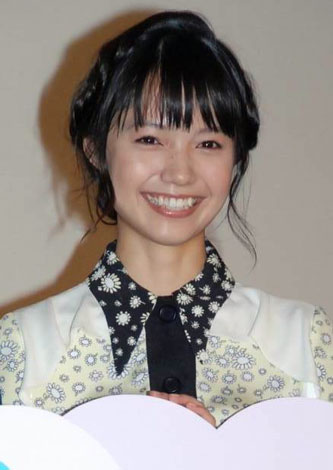 「鼻を撮影させないように?」整形疑惑の宮崎あおい、記者会見での奇妙なルール