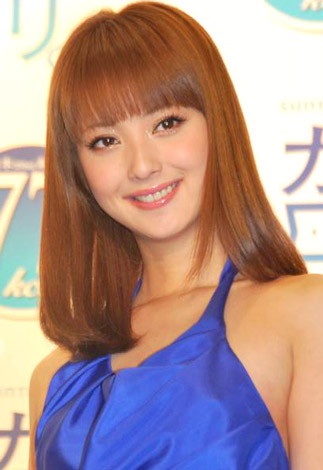芸能界じゃなくてもチヤホヤされそうな芸能人