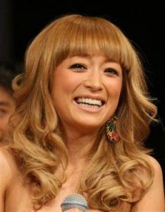 芸能界じゃなくてもチヤホヤされそうな芸能人