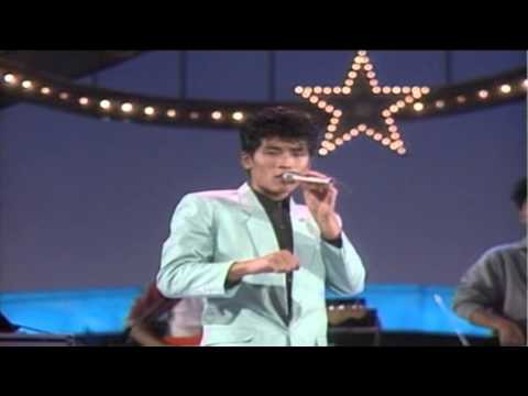 モニカ 吉川晃司 - YouTube