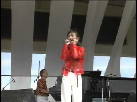 「つばさ」(Live)本田美奈子 - YouTube