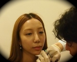 ざわちん、視力低下しメガネデビュー！←メガネ画像がヤバすぎる件