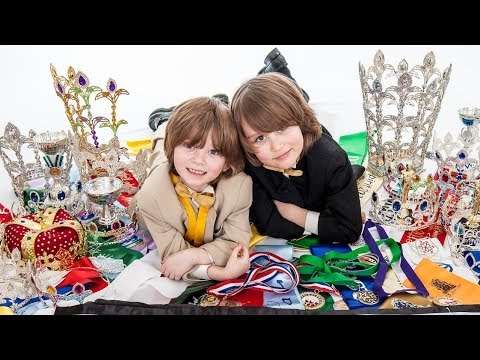 Pageant Boys: The Boys Who Enter Beauty Pageants Against Girls And Win - YouTube