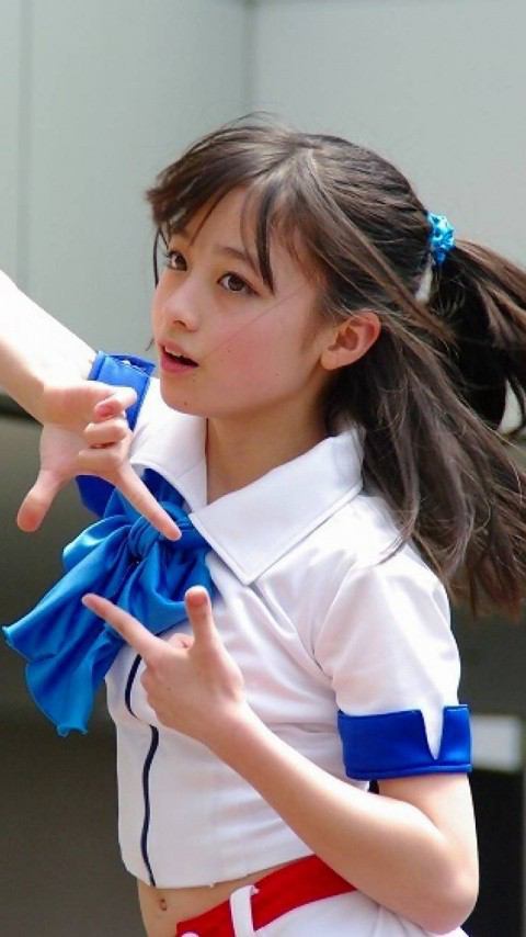 キンタロー。道重さゆみ卒業で『モーニング娘。’14』加入に色気