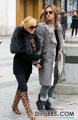 浜崎あゆみ、私生活と重ね合わせた？新曲がドラマ主題歌に「新しい私と君で誰よりも幸せに」