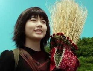 【ネタバレあり】実写映画『魔女の宅急便』を観に行った人達の感想！！なかなか評判はいい？？【興行収入ランキングの初週（3月1日～2日）は3位！！】 : ちょべりぐ速報
