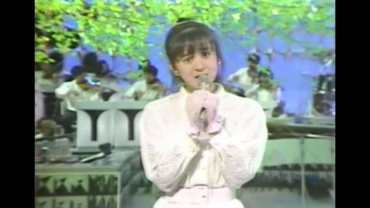 斉藤由貴 卒業 - YouTube