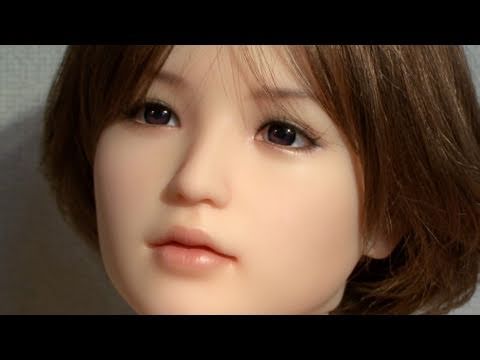 「リアルラブドール 」人間に近いリアルな質感のシリコン製ボディ#DigInfo - YouTube