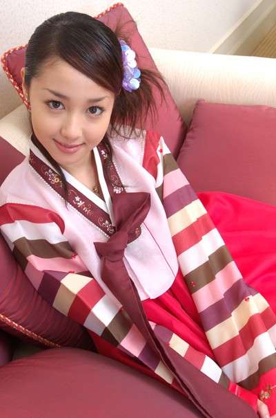 沢尻エリカ(28)の最新画像の口元が酷いと話題に