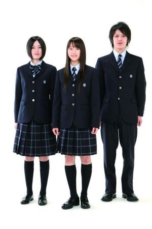 47都道府県の高校の制服画像を集めるまとめ（女子高生と男子高校生両方） - NAVER まとめ