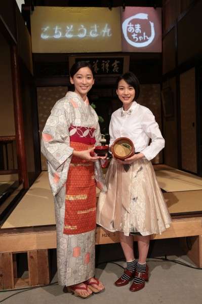 杏と能年玲奈　NHK朝ドラ主演直後の戦略が明暗を分けるか