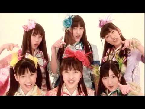 ももいろクローバー「行くぜっ!怪盗少女」PV - YouTube
