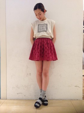 ありえない服のコーデ教えて<(´・д・`)