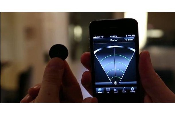 探し物はスマホに聞け！　位置情報を知らせてくれるシールがそろそろお目見え | roomie（ルーミー）
