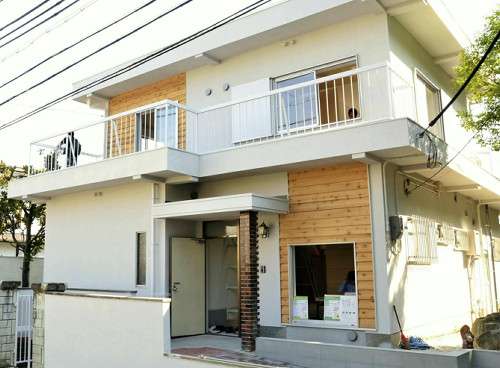 老人と子育て家庭が共同生活し支え合う…ニュータウンで異世代シェアハウスが完成