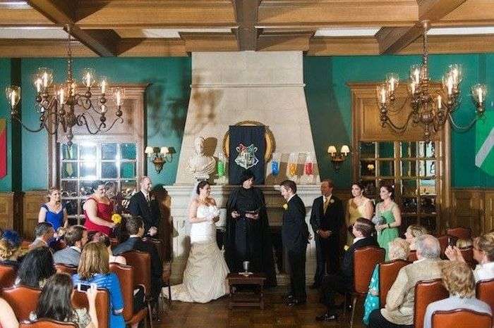 【画像】ハリーポッター風の結婚式がファンタジーだと話題に