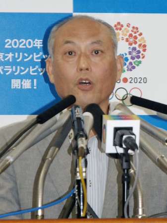 舛添要一都知事がセクハラ野次で笑ったことを釈明「みんなが笑ったのでつられた」