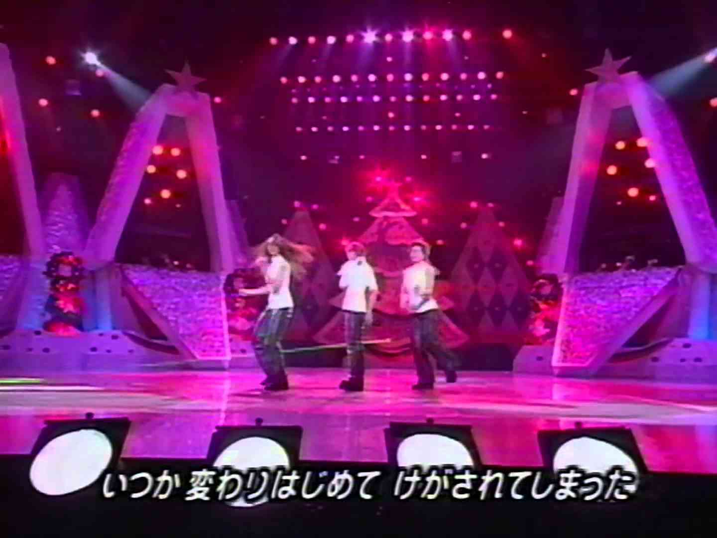 安室奈美恵 SOMETHING 'BOUT THE KISS ～ LOVE2000 1999-12-24 - YouTube