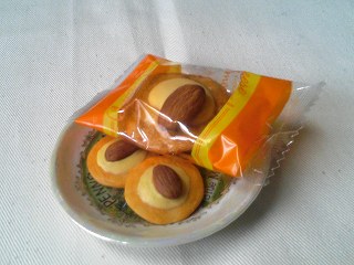 今ハマってるお菓子はなんですか？