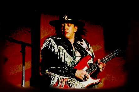 好きなギタリストは誰ですか？