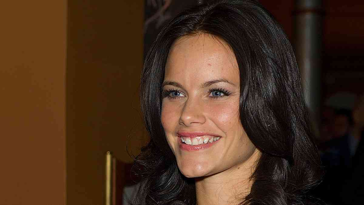 スウェーデンのカール・フィリップ王子が元モデルの美女と婚約