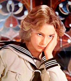 【画像】デヴィ夫人の孫がイケメン過ぎる