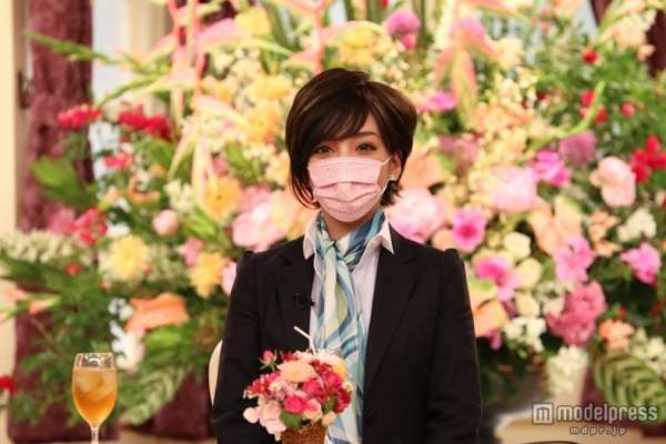ざわちん、素顔を「SMAP×SMAP」でTV初公開!中居正広「板野じゃないな」