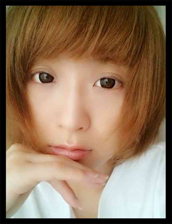 鈴木奈々、ナチュラルメイク公開で「顔全然違ってびっくりした」の声 - モデルプレス