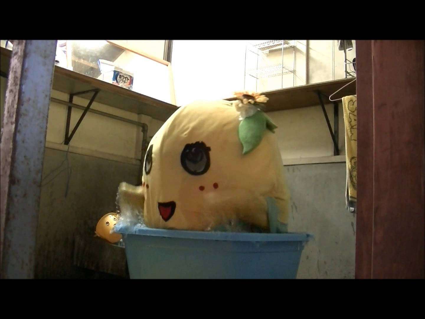 誰得？！ふなっしーの入浴シーン - YouTube