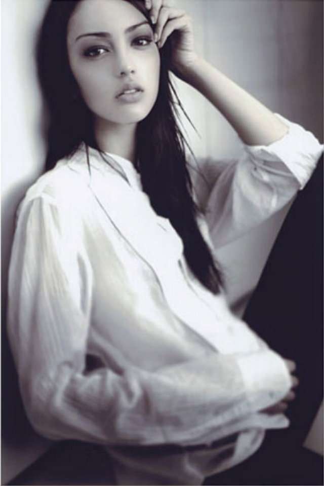 白黒美女が集まるトピ