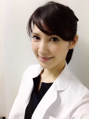 女医タレント・友利新が妊娠を発表！夏に出産予定