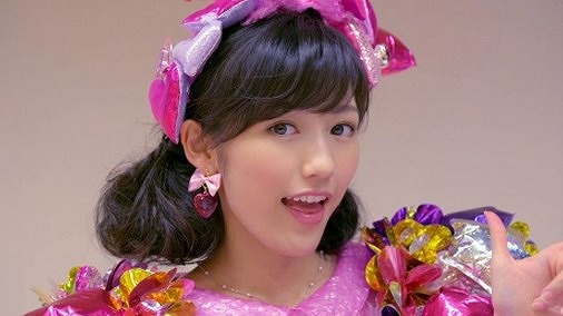 AKB48新曲振付はラッキィ池田「恋するフォーチュンクッキー」「ゲラゲラポーのうた」に続くか!?