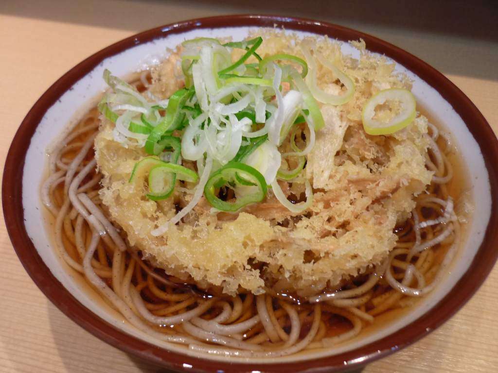立ち食いそばの正体は蕎麦じゃなくて“茶色いうどん”だった事が判明！