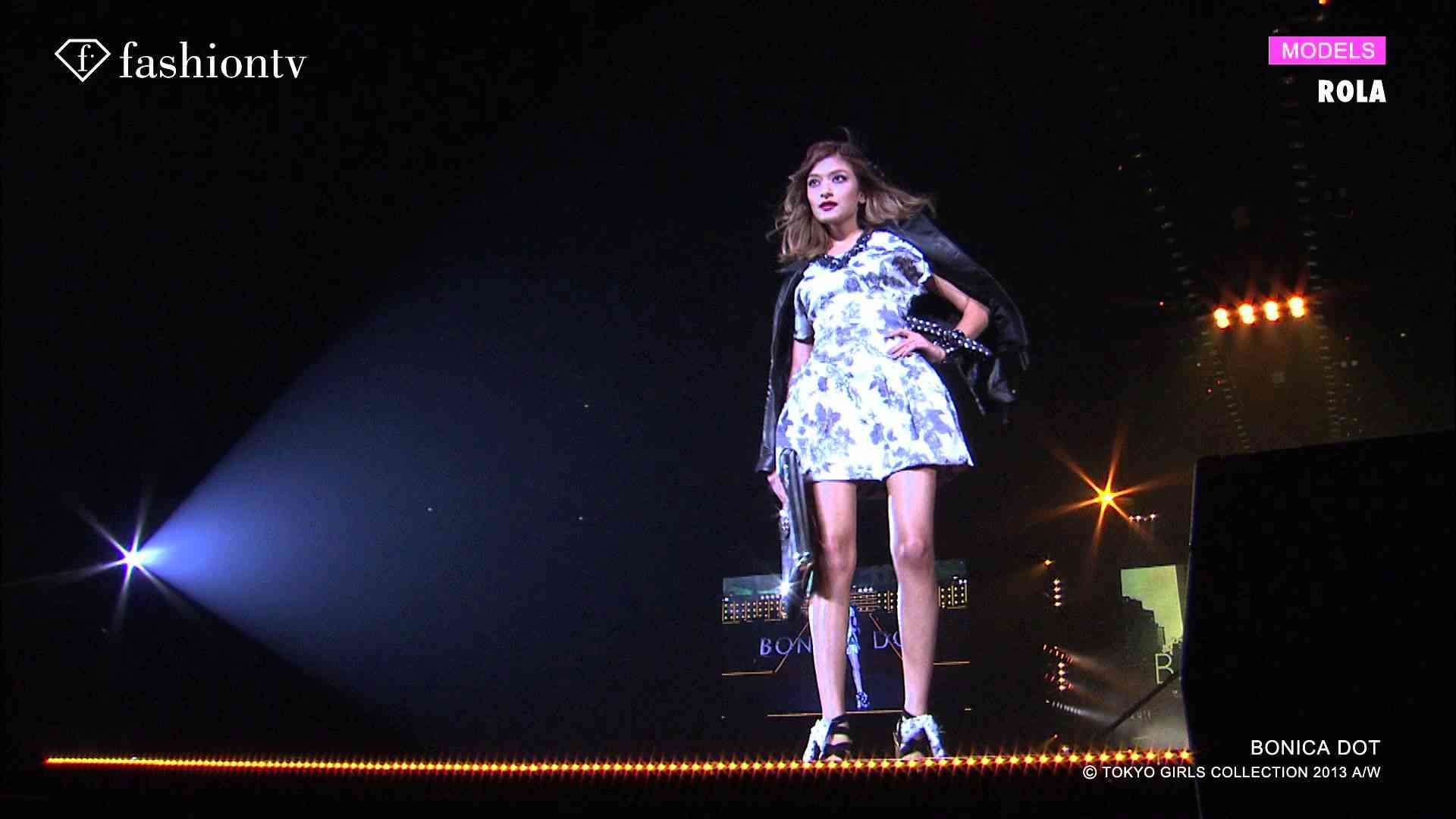Models：ローラ｜fashiontv Japan ファッションTV - YouTube
