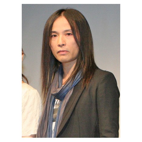 辻仁成、タイタン所属報道にコメント「今後どうなるかは今後の話」   ニュース-ORICON STYLE-