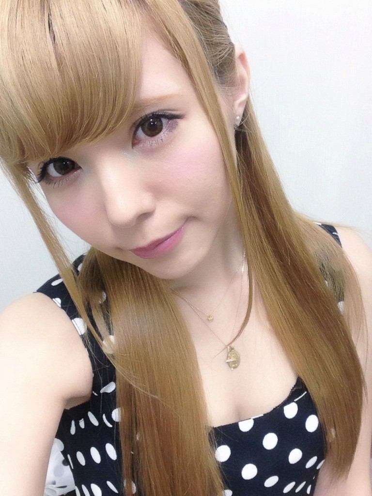 益若つばさ　花火動画公開で手越祐也ファンから批判「手越の声が入っている」