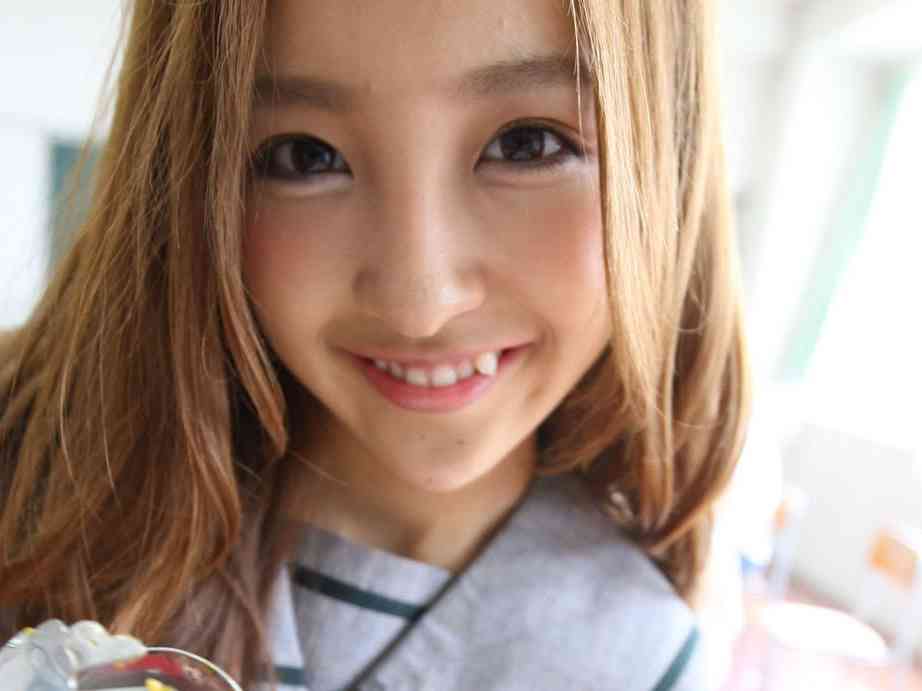 浜崎あゆみ、浜崎あゆみファンから叩かれた板野友美を励ます