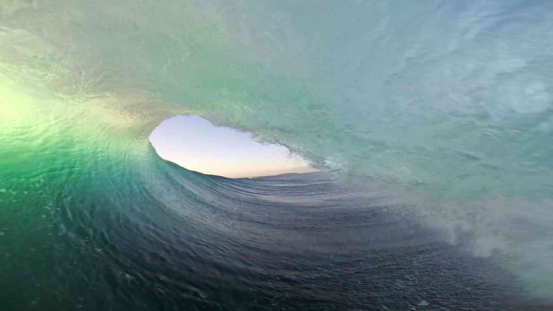 GoPro: Shane Dorian - Fiji 05.28.14 (Wave 3) - YouTube